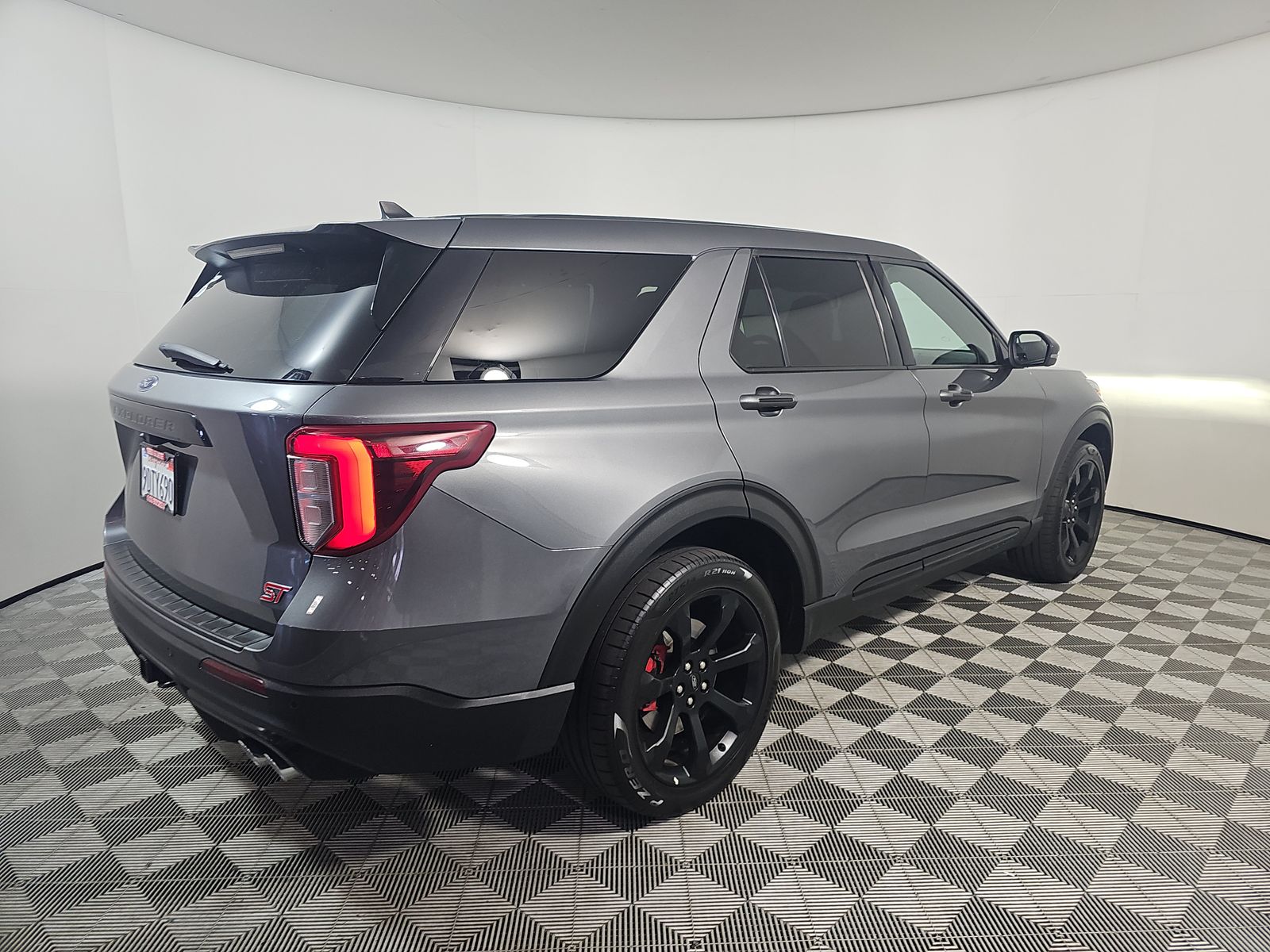 FORD EXPLORER - 5