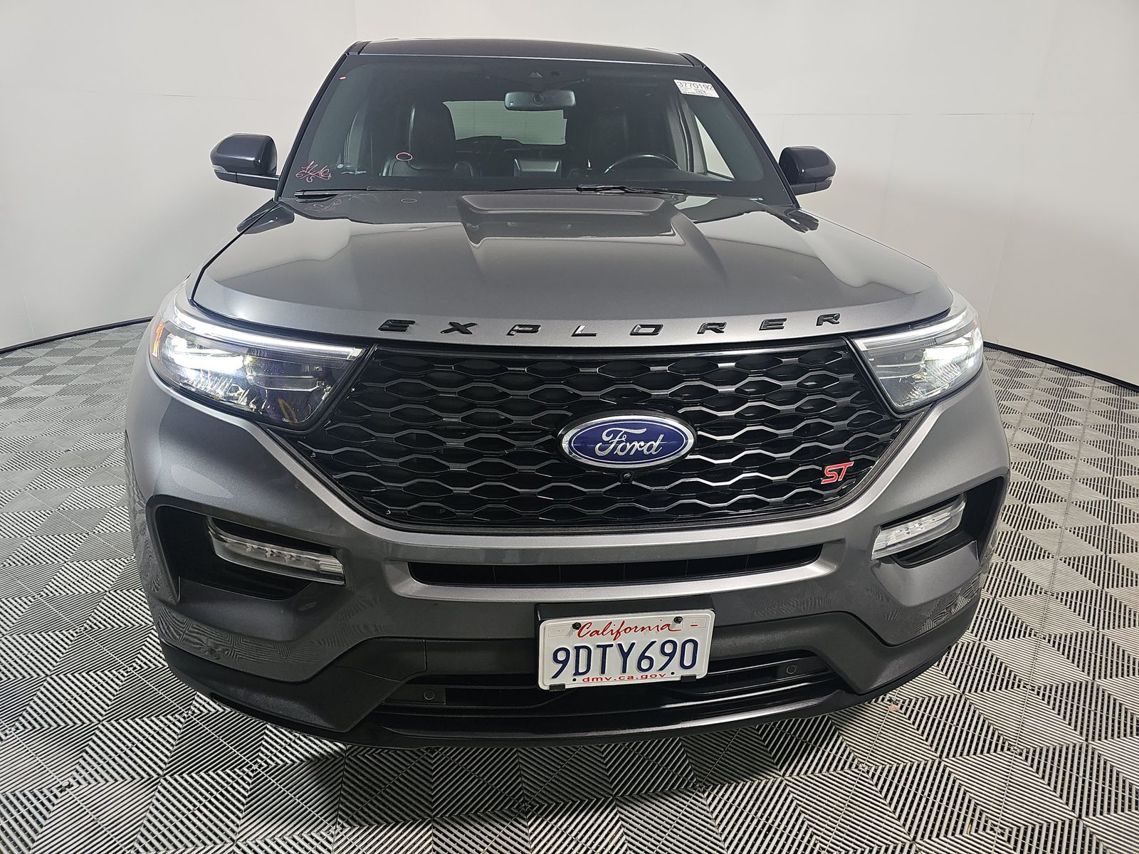 FORD EXPLORER - 3