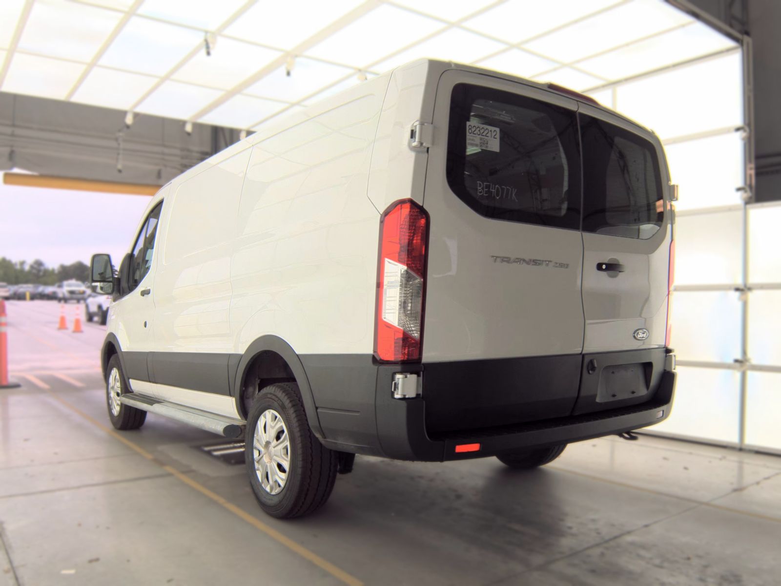 FORD TRANSIT 250 - 7