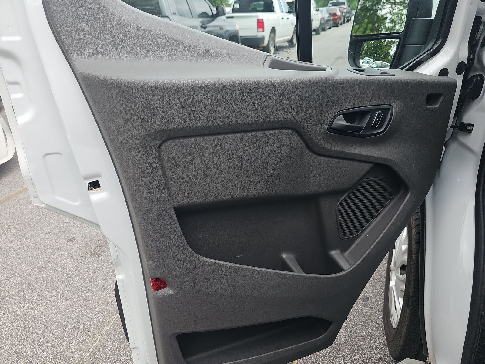 FORD TRANSIT 250 - 10