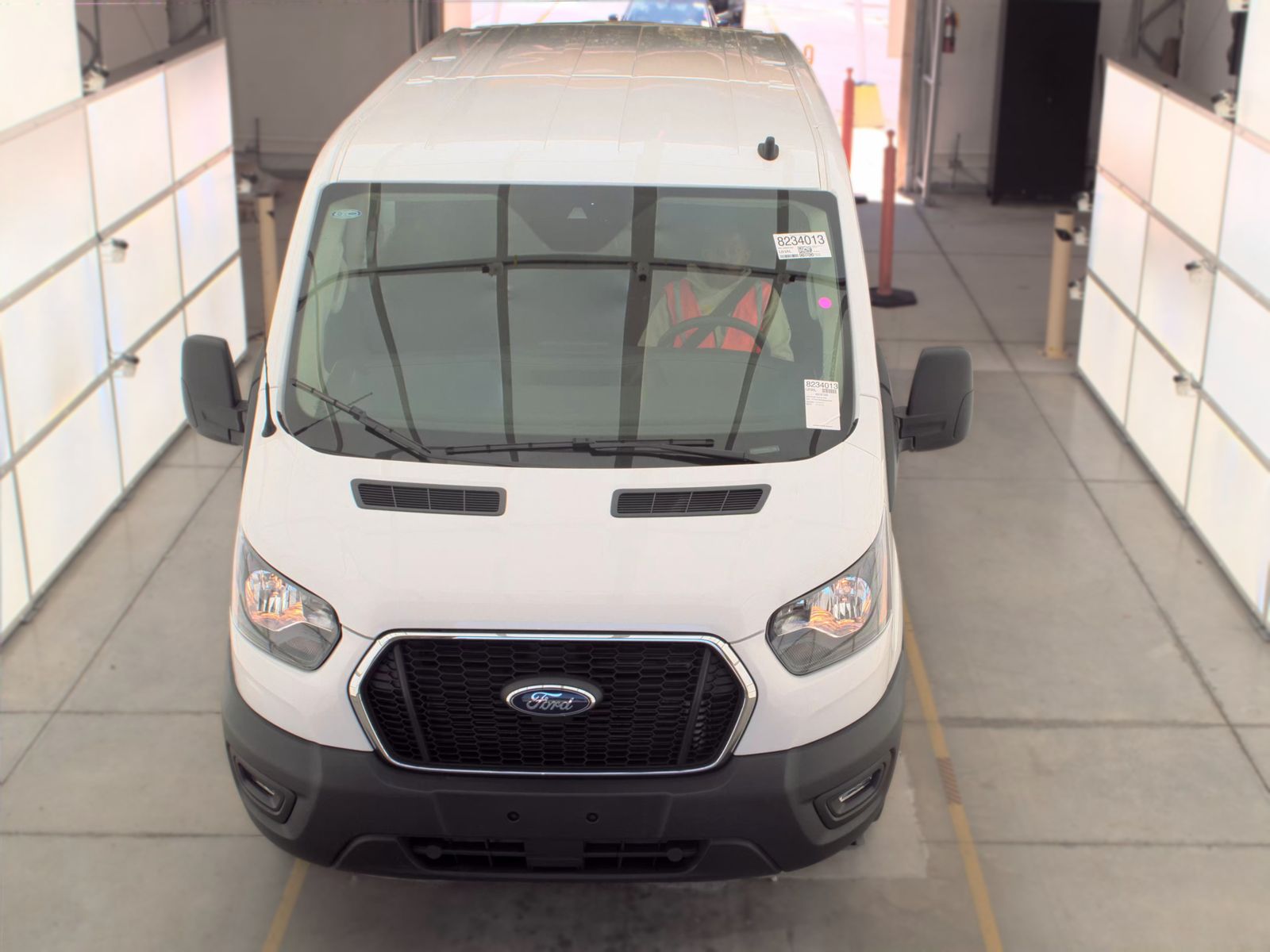 FORD TRANSIT 250 - 3