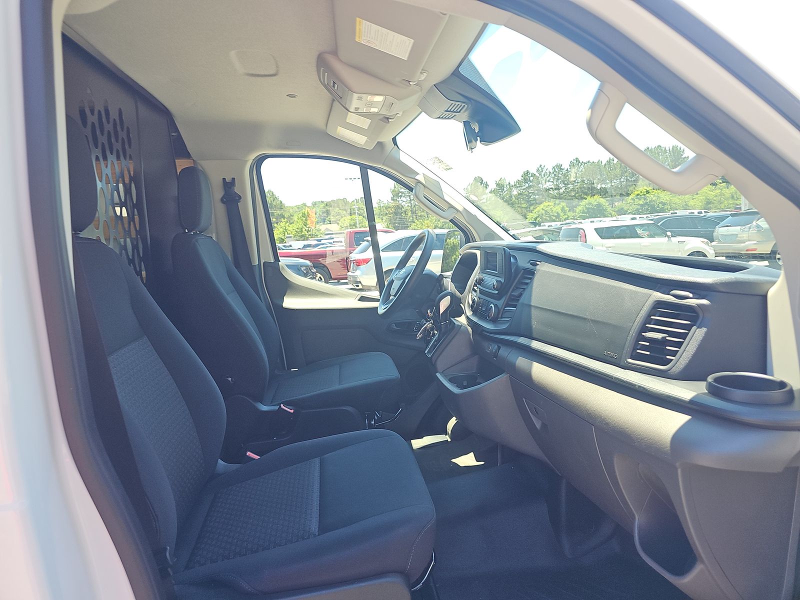 FORD TRANSIT 250 - 9