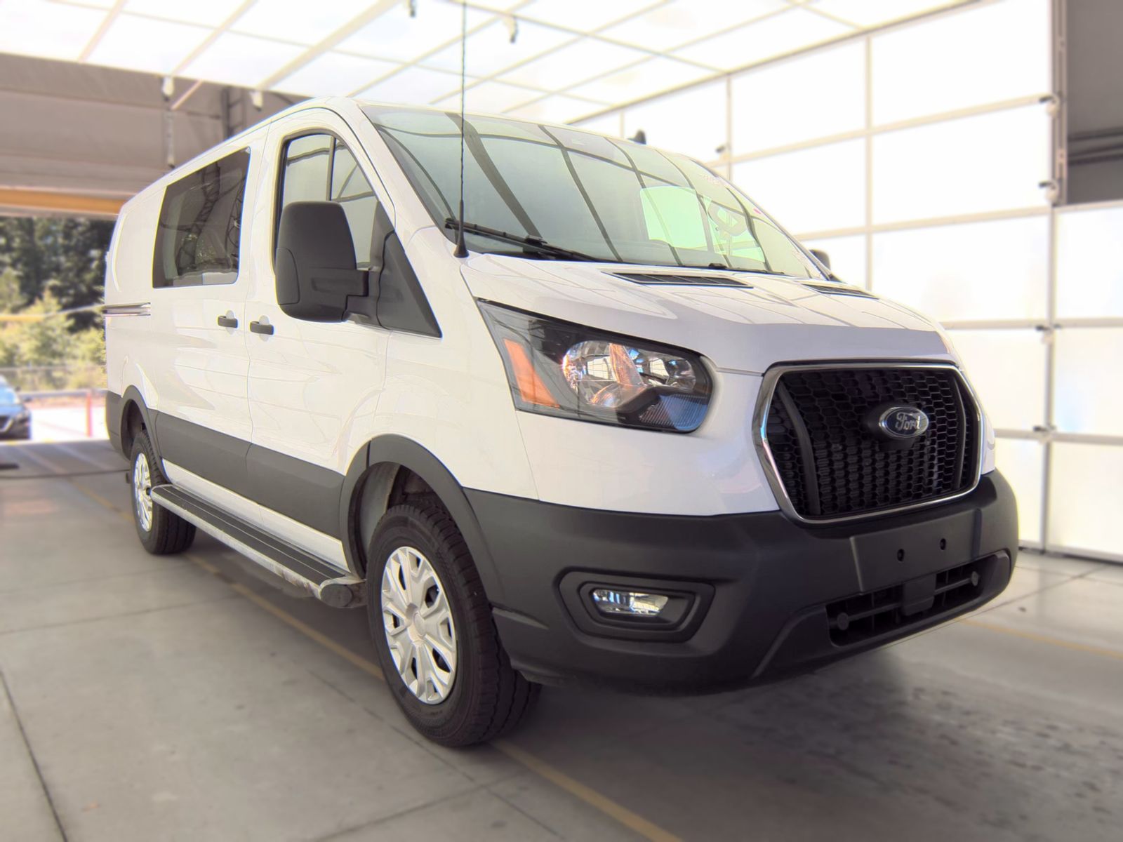 FORD TRANSIT 250 - 4