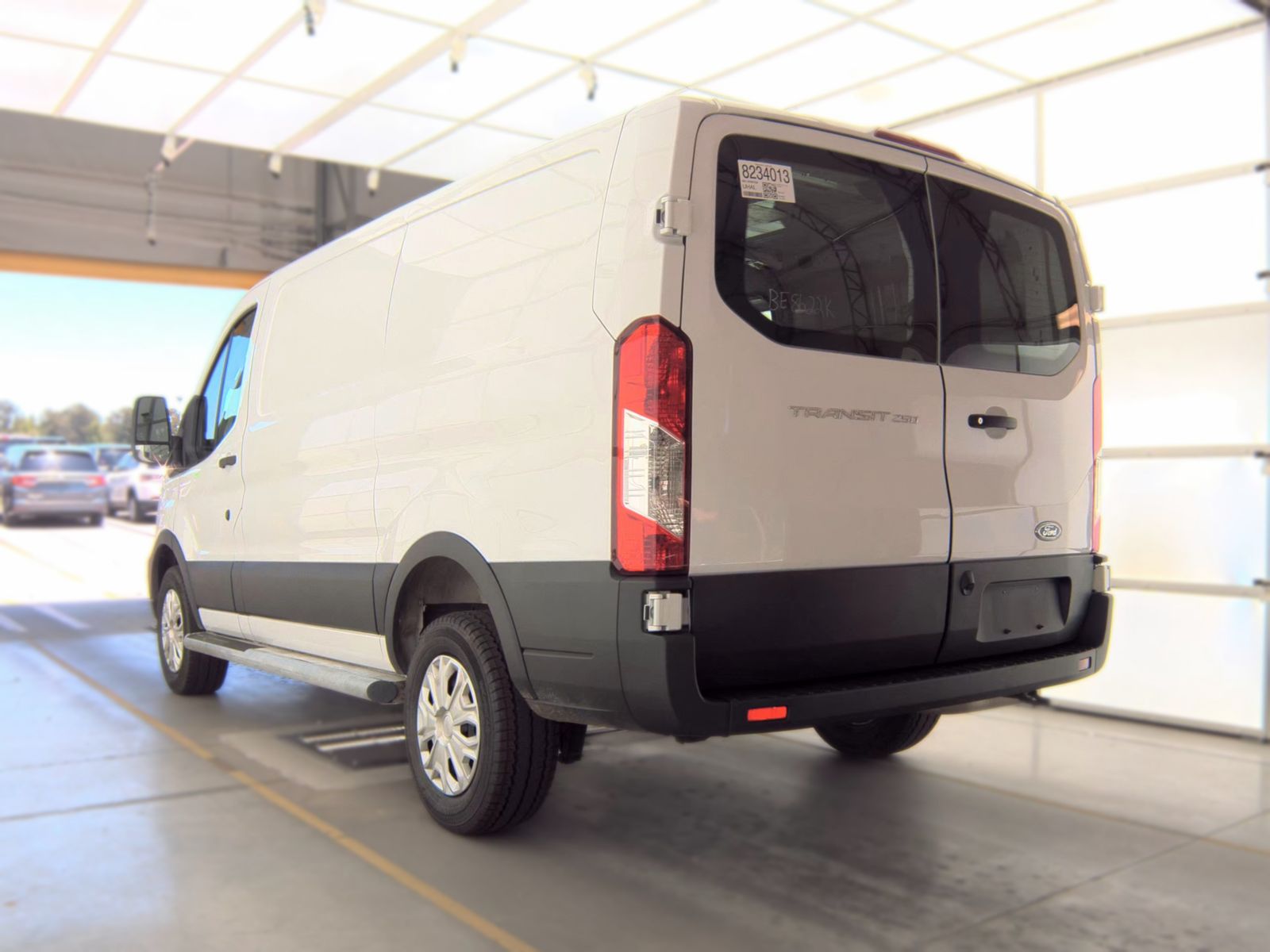 FORD TRANSIT 250 - 7