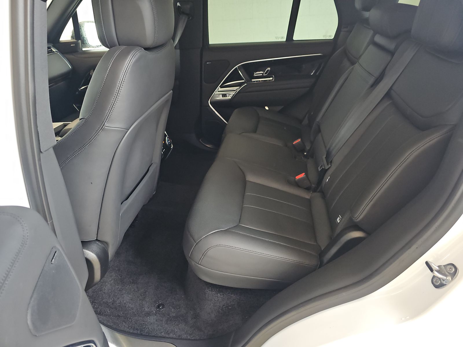 2024 Land Rover Range Rover SE FWD
