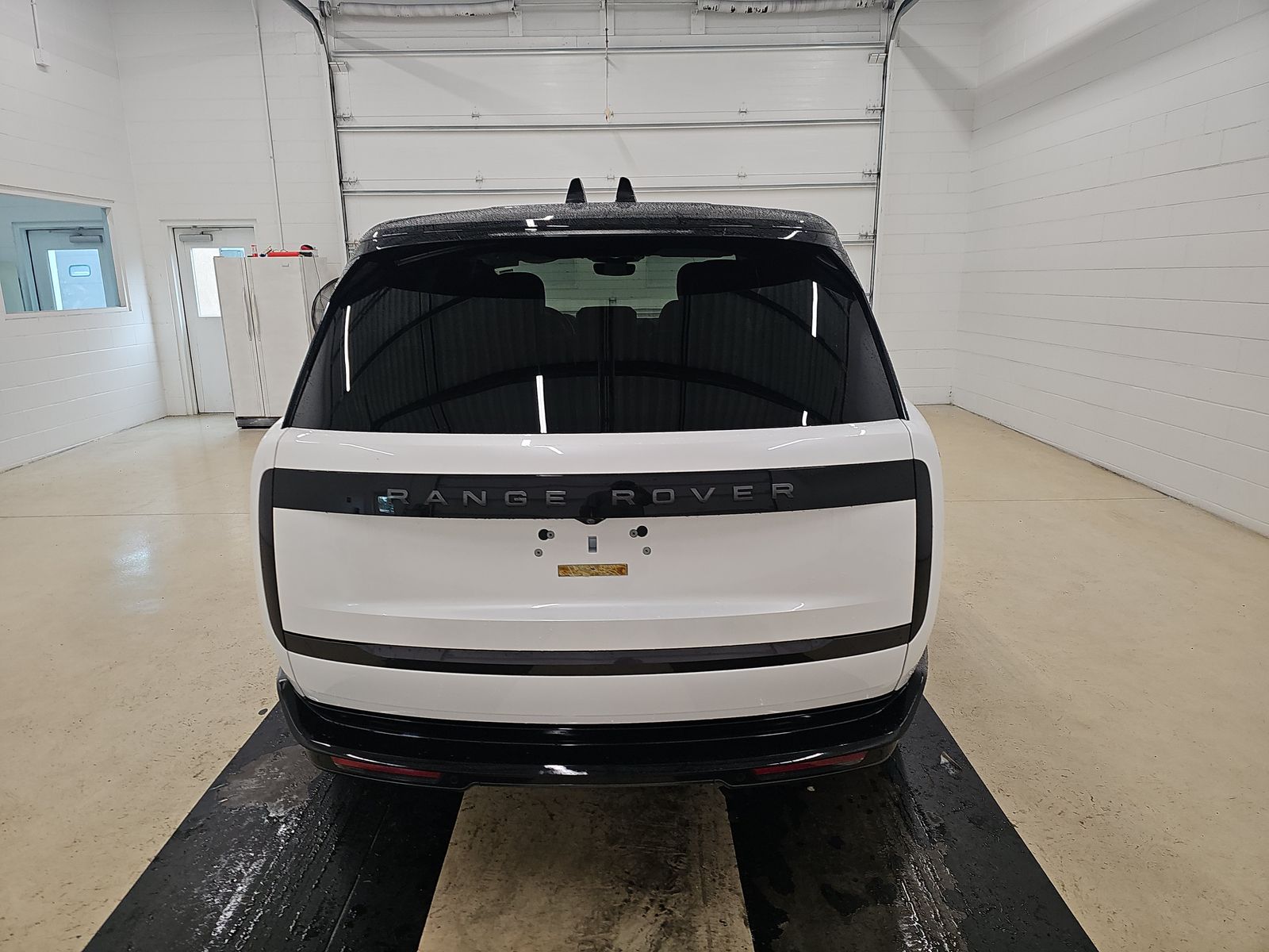 2024 Land Rover Range Rover SE FWD