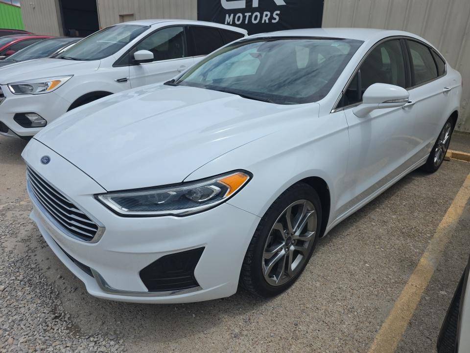 FORD FUSION - 1