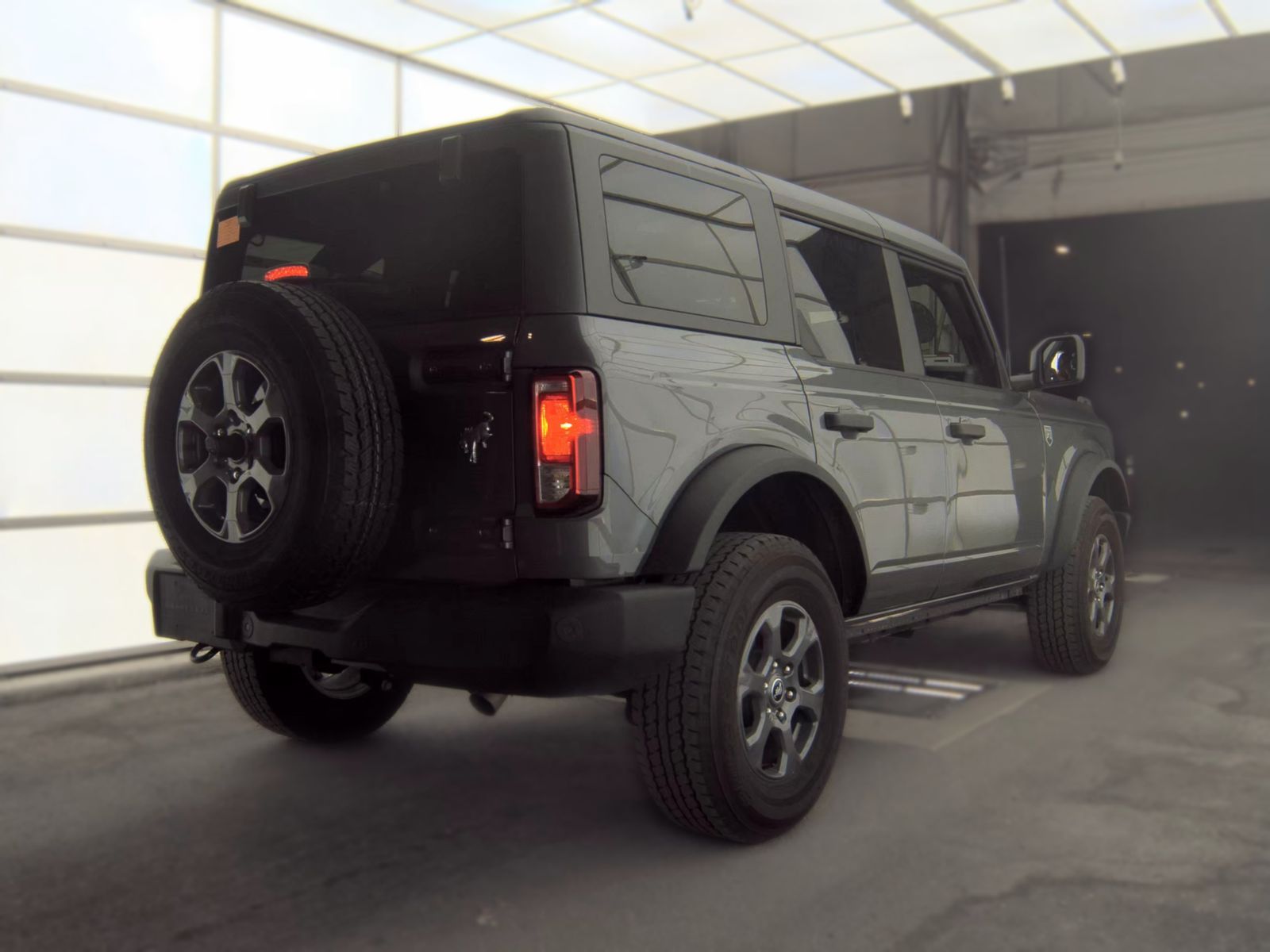 FORD BRONCO - 5