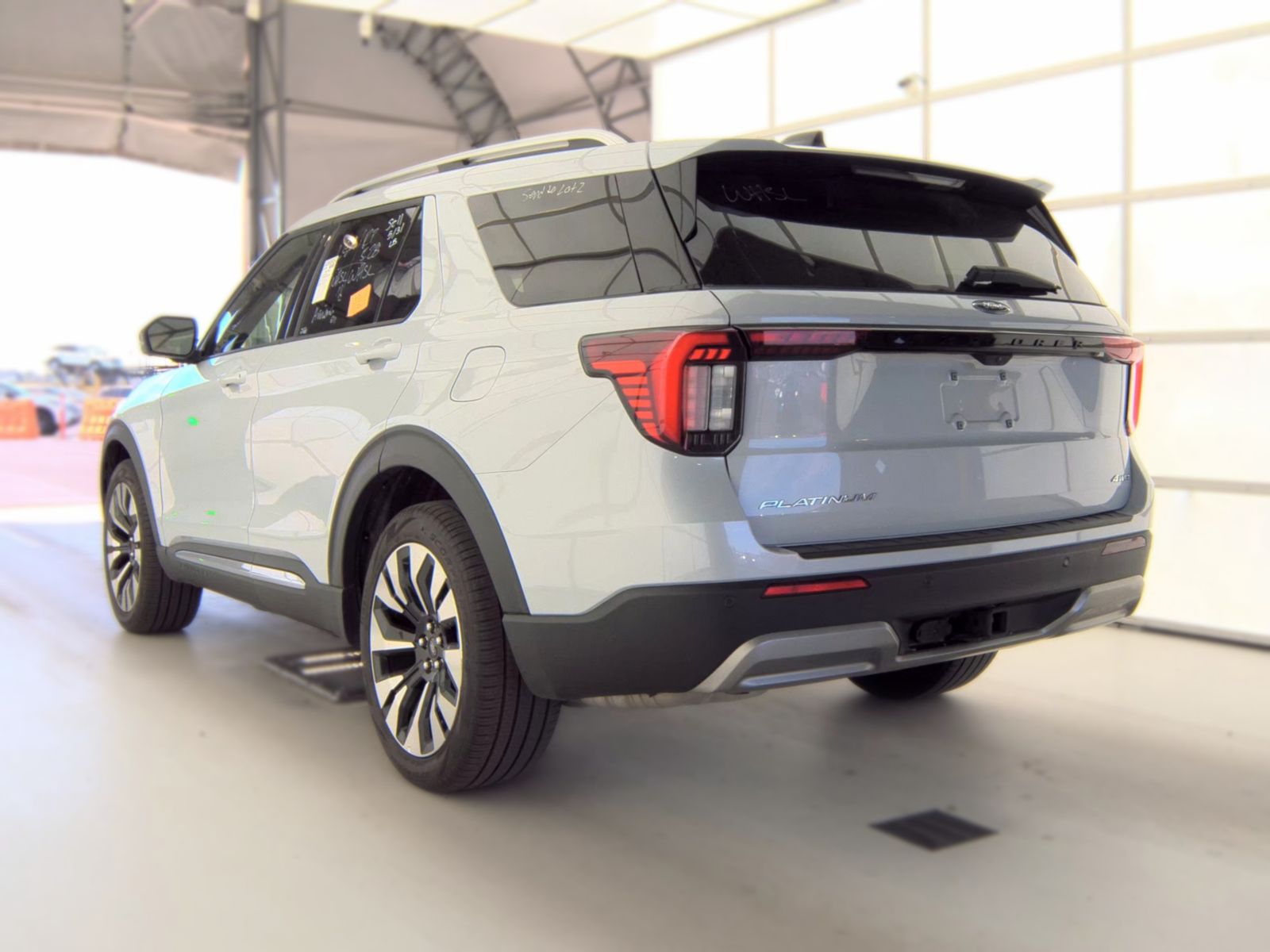 FORD EXPLORER - 7