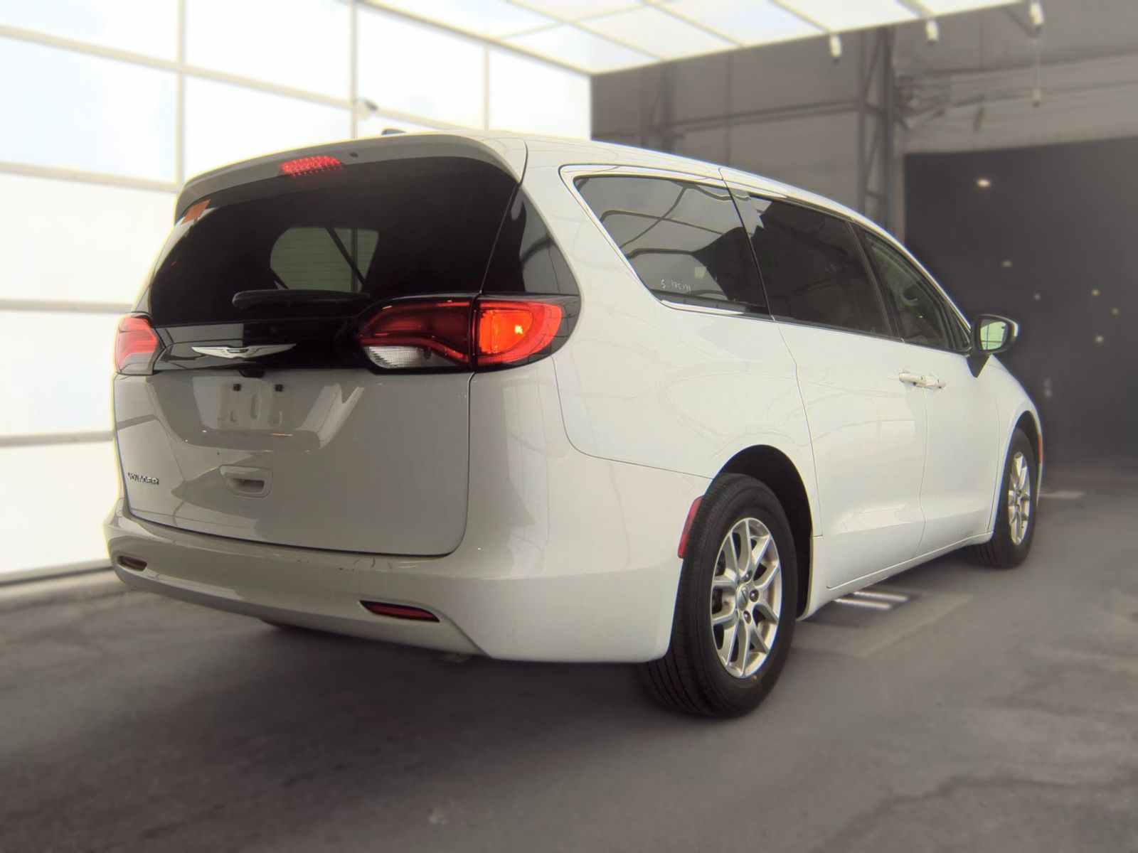 CHRYSLER VOYAGER - 5