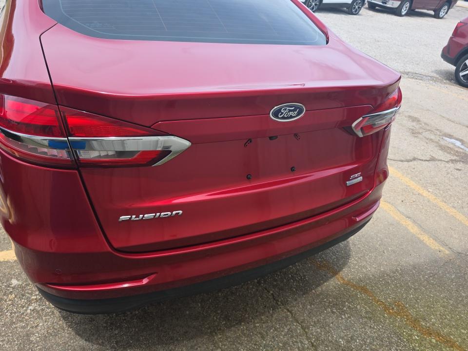 FORD FUSION - 6