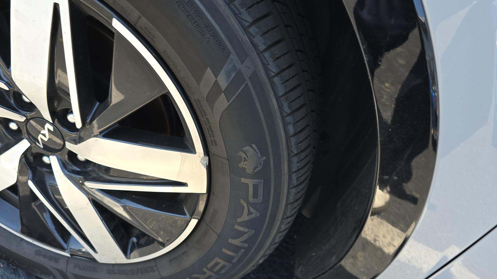 2023 Kia Sorento EX FWD