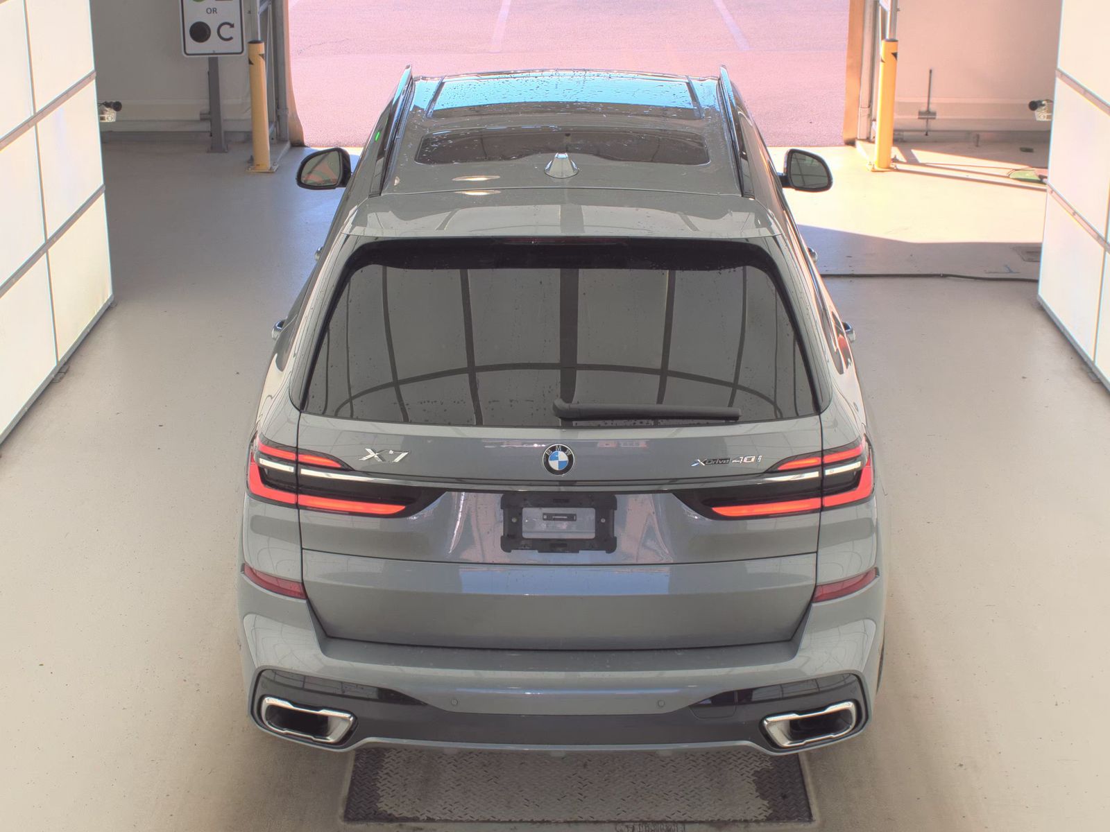 2026 BMW X7 xDrive40i AWD