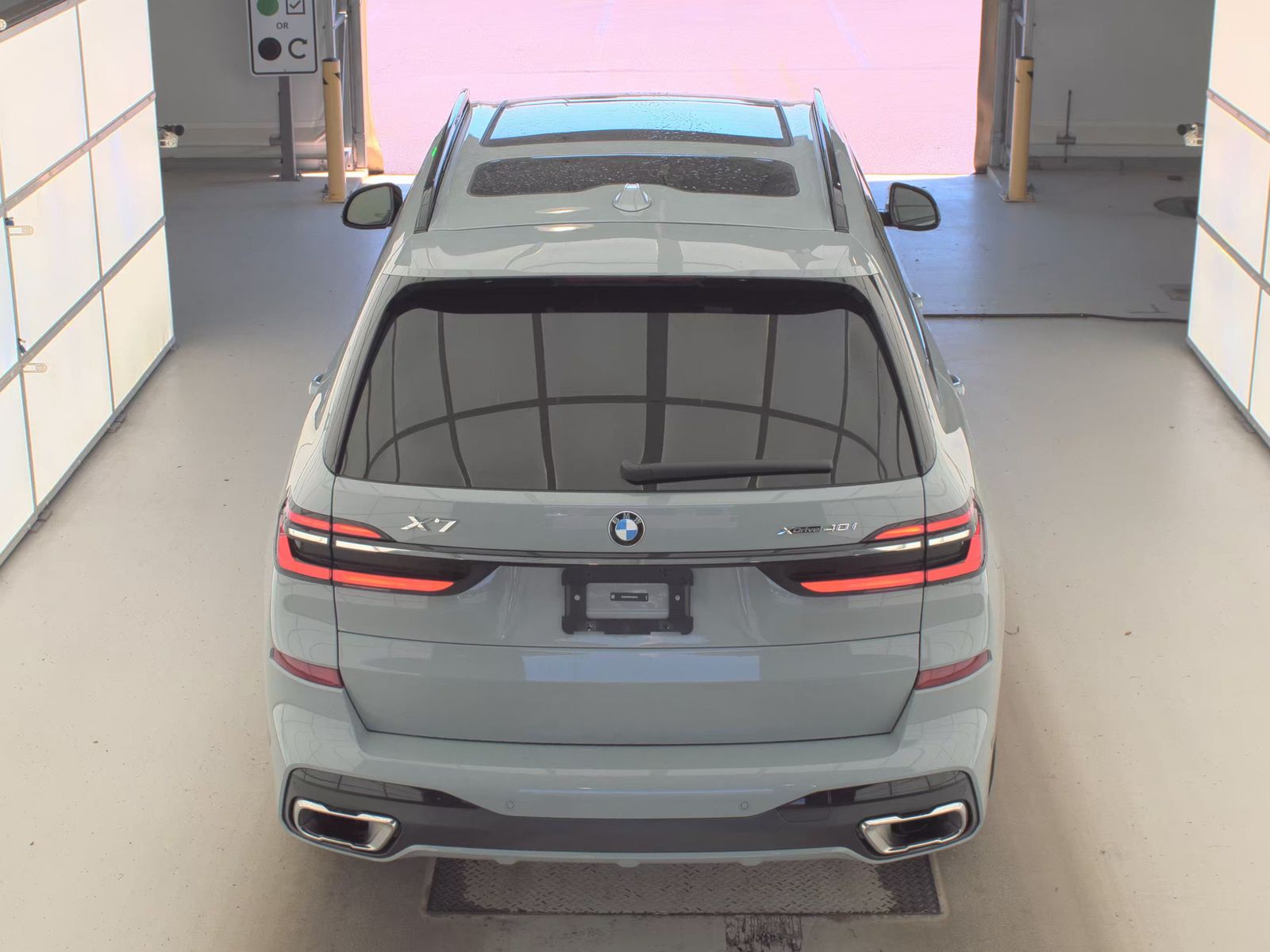 2026 BMW X7 xDrive40i AWD