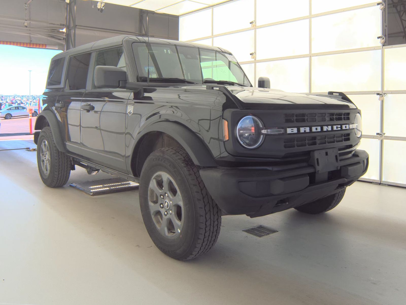 FORD BRONCO - 4