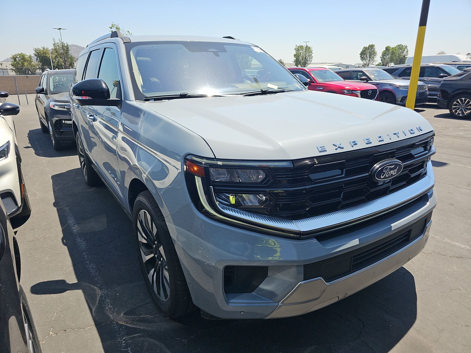 FORD EXPEDITION - 4