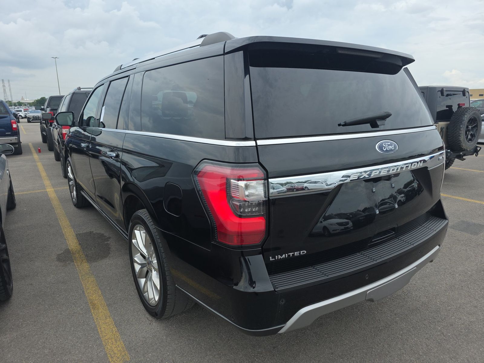 FORD EXPEDITION MAX - 7