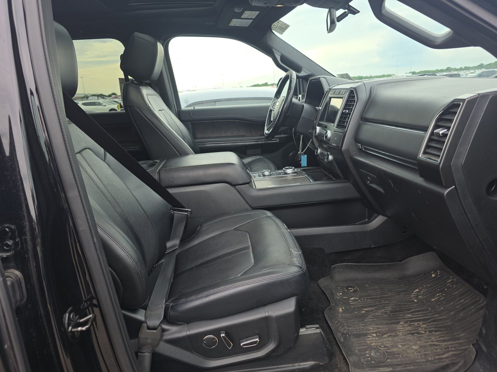 FORD EXPEDITION MAX - 9