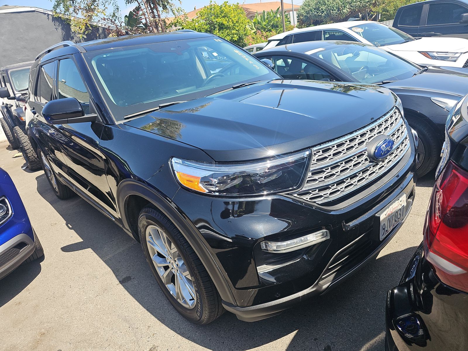 FORD EXPLORER - 4