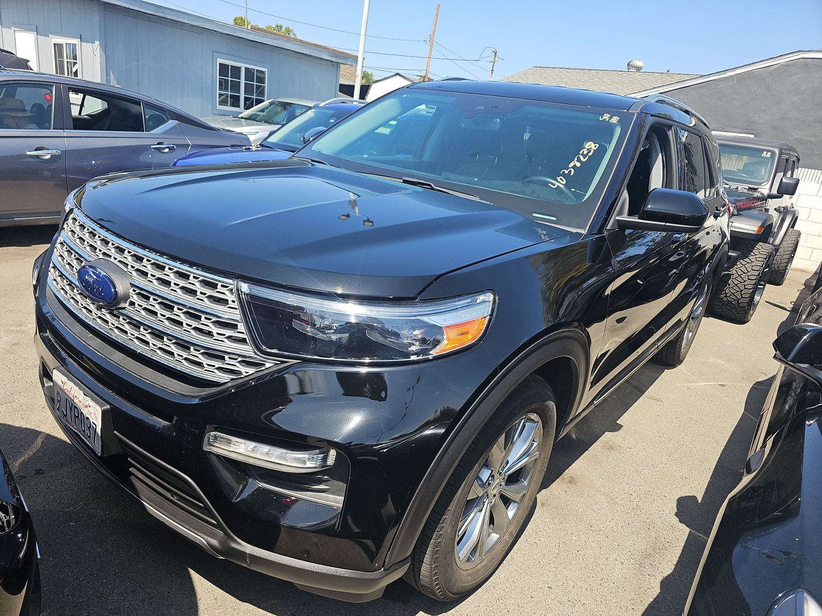 FORD EXPLORER - 1