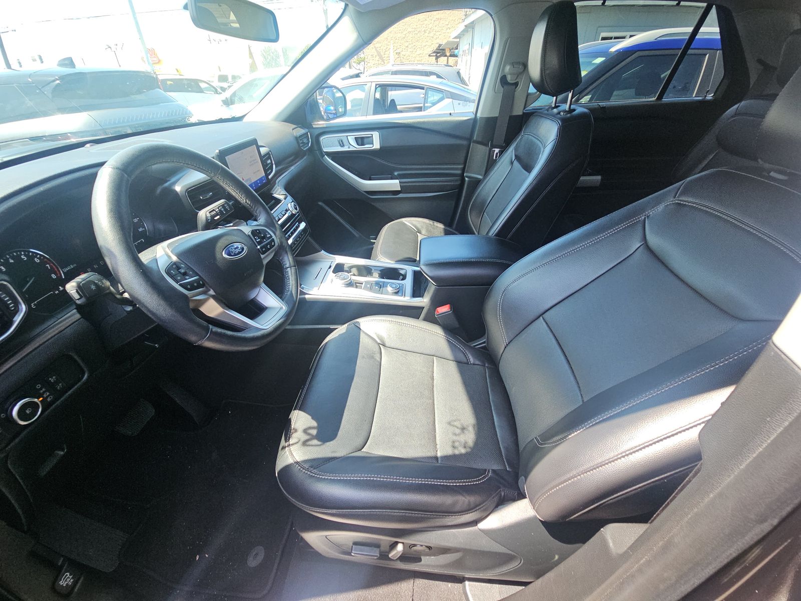 FORD EXPLORER - 8