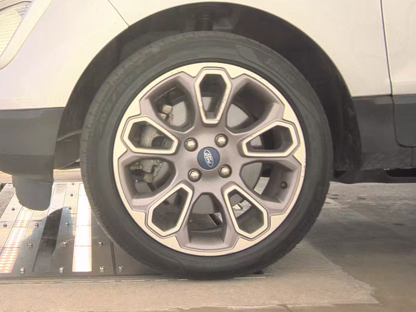 FORD ECOSPORT - 10