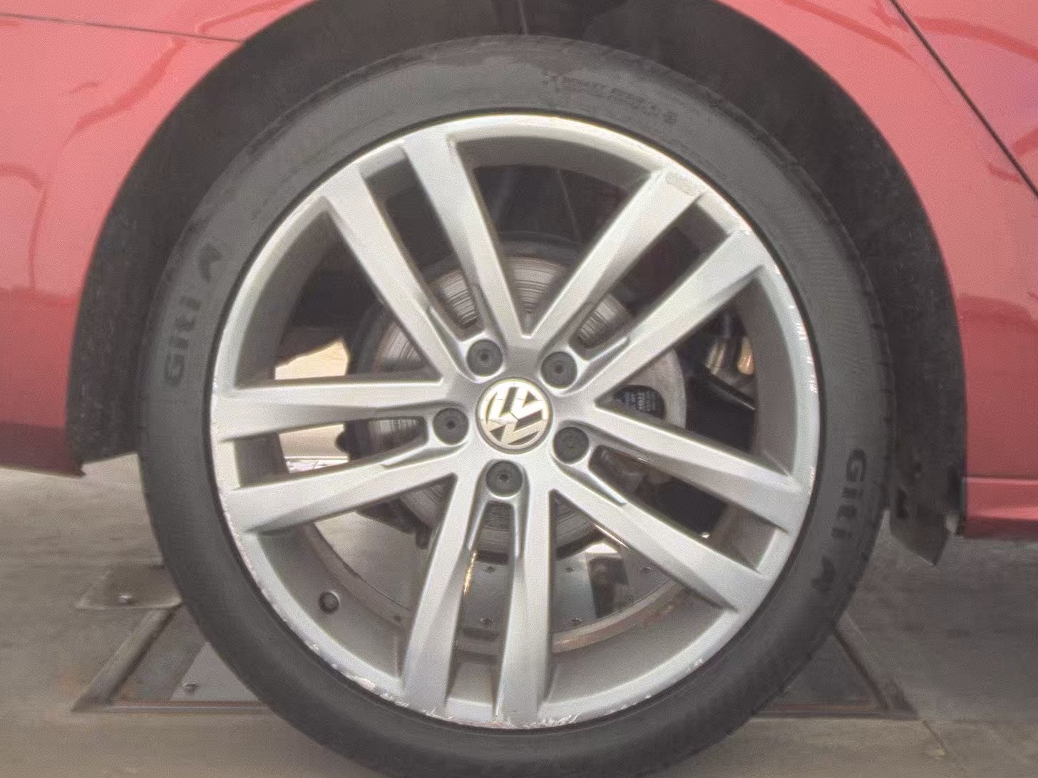 2018 Volkswagen Passat 2.0T R-Line FWD