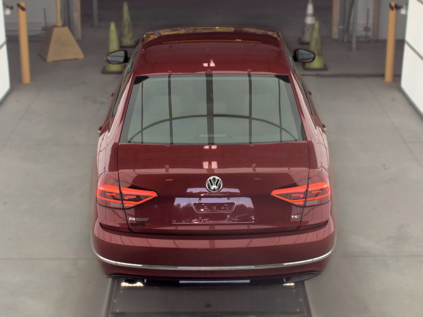 2018 Volkswagen Passat 2.0T R-Line FWD