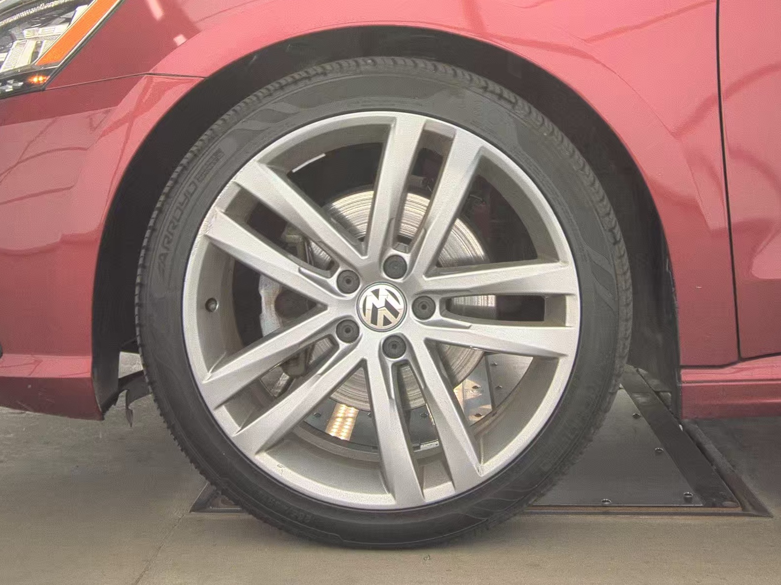 2018 Volkswagen Passat 2.0T R-Line FWD