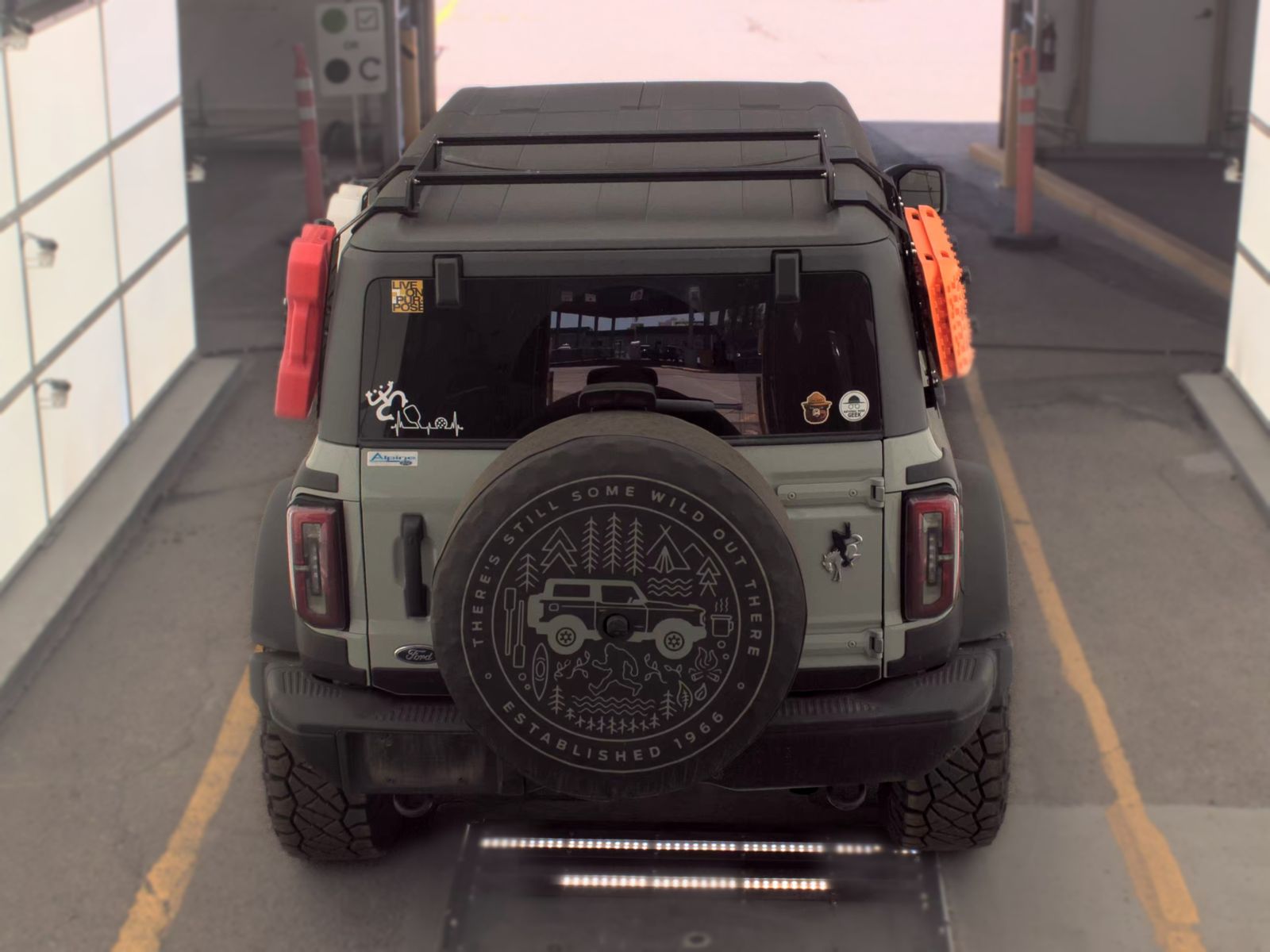 FORD BRONCO - 7