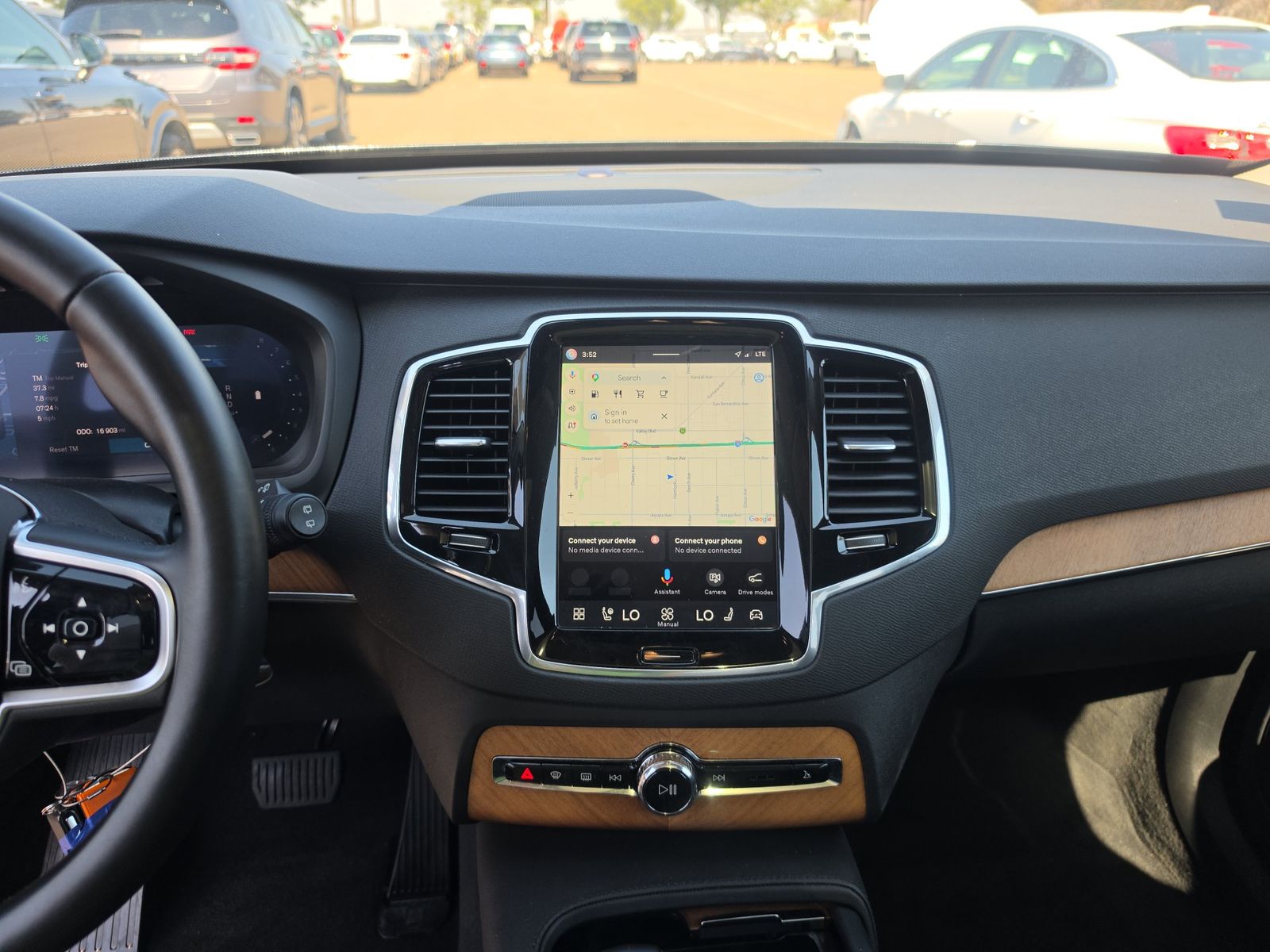 2025 Volvo XC90 B6 Plus FWD