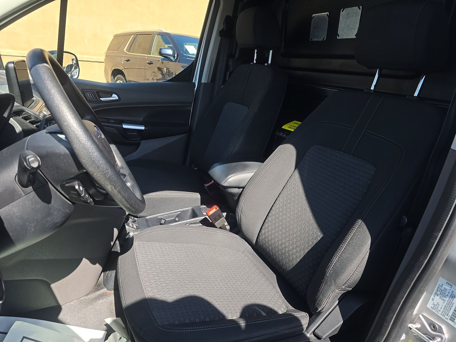 FORD TRANSIT CONNECT - 8