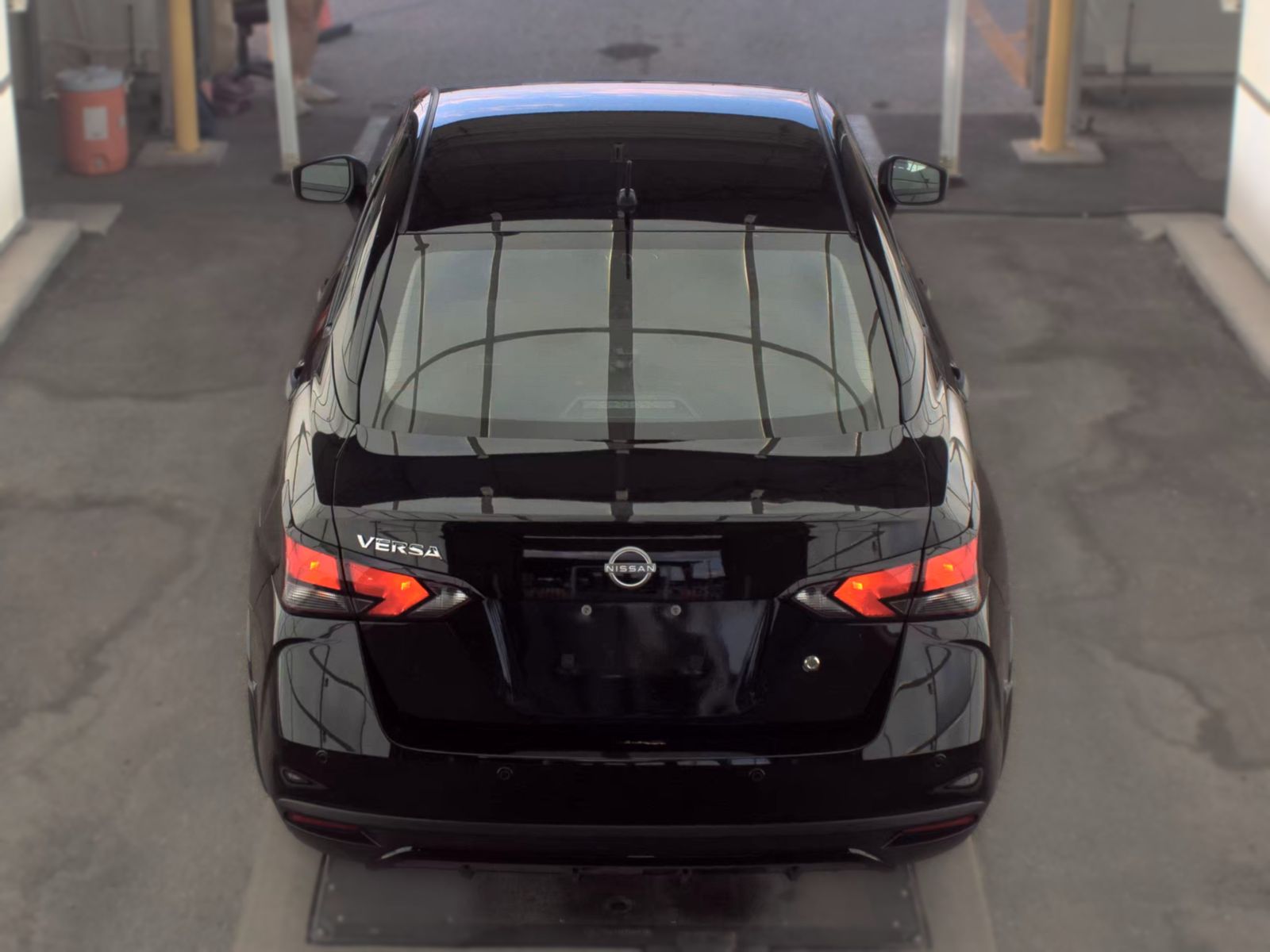 NISSAN VERSA - 7