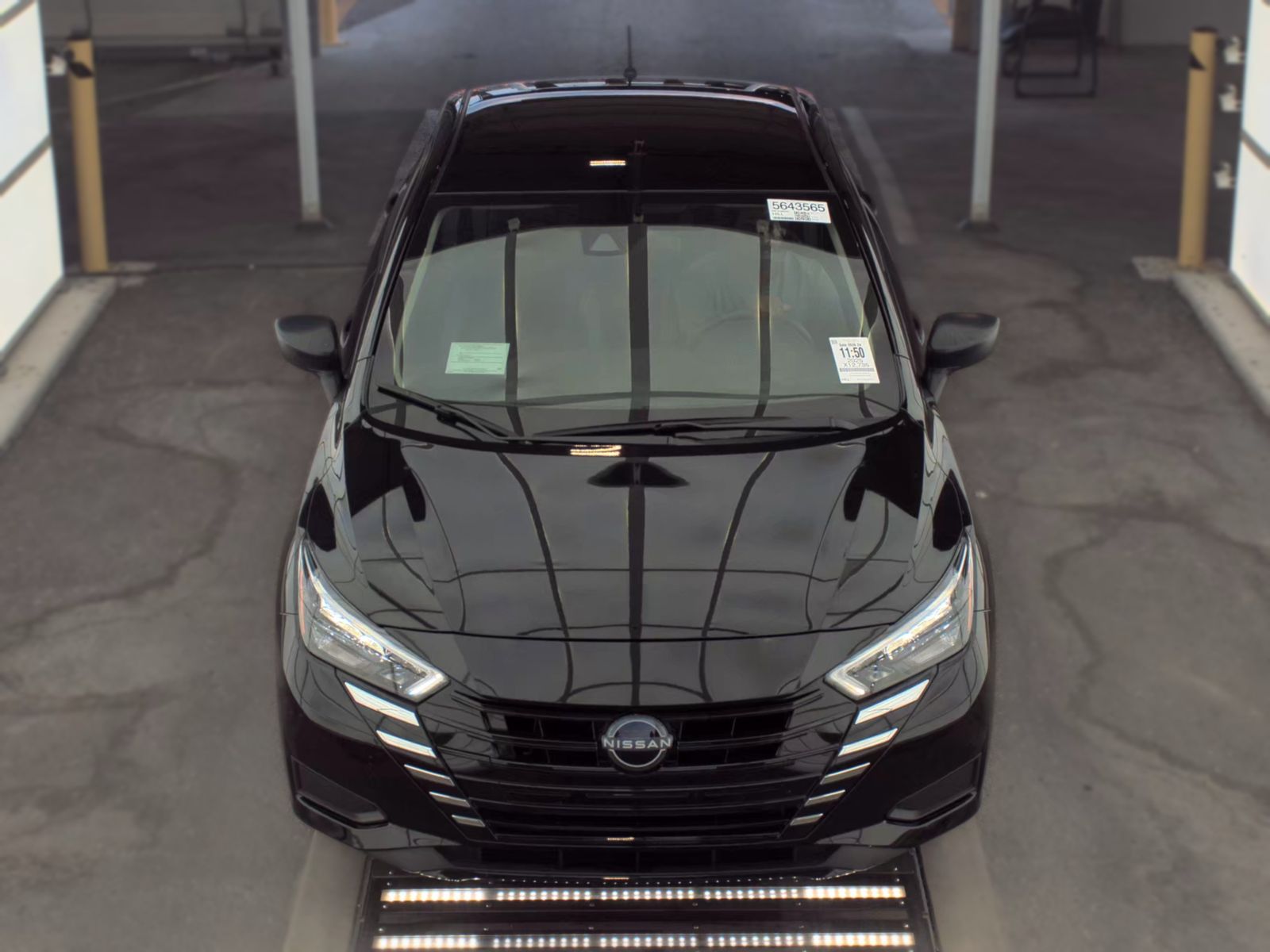 NISSAN VERSA - 3