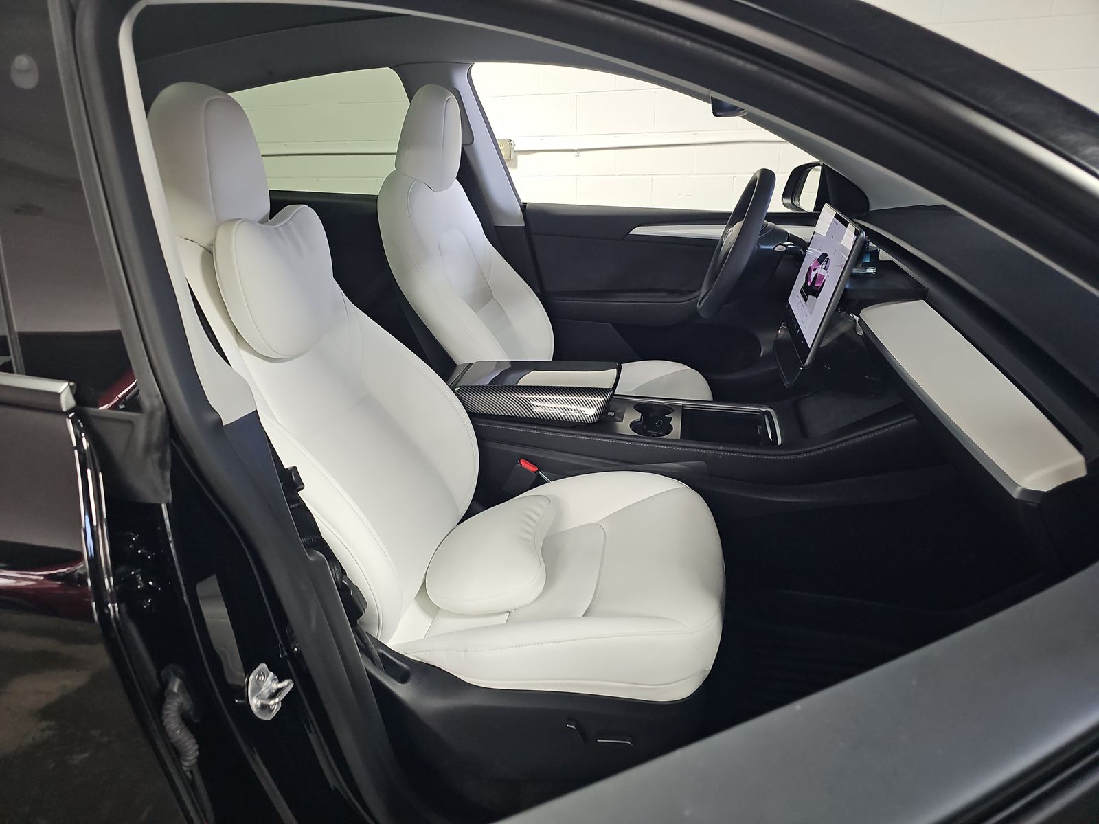 TESLA MODEL Y - 9