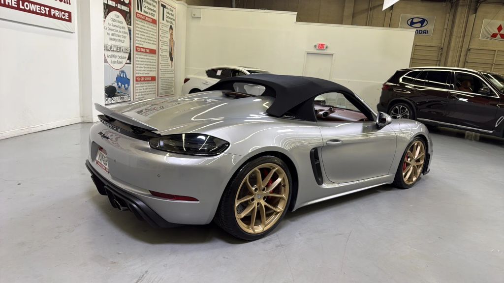 2022 Porsche 718 Boxster Spyder RWD