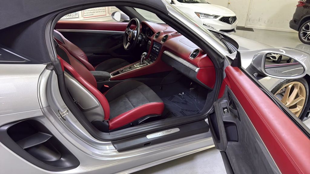 2022 Porsche 718 Boxster Spyder RWD