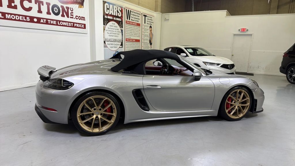 2022 Porsche 718 Boxster Spyder RWD