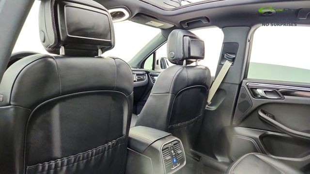 2024 Porsche Macan Base AWD