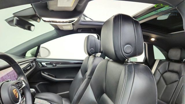2024 Porsche Macan Base AWD