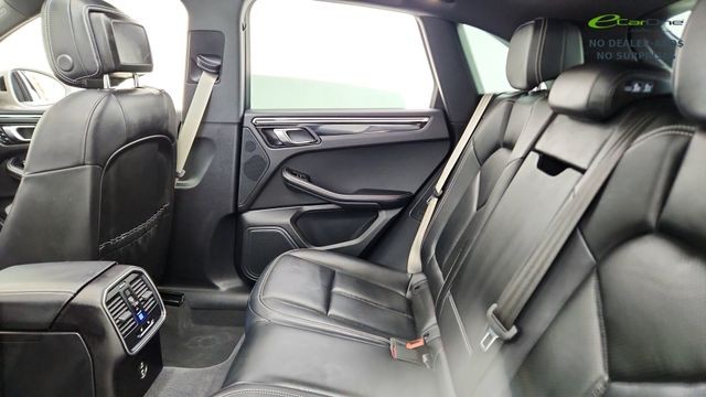 2024 Porsche Macan Base AWD