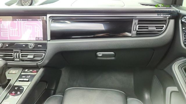 2024 Porsche Macan Base AWD
