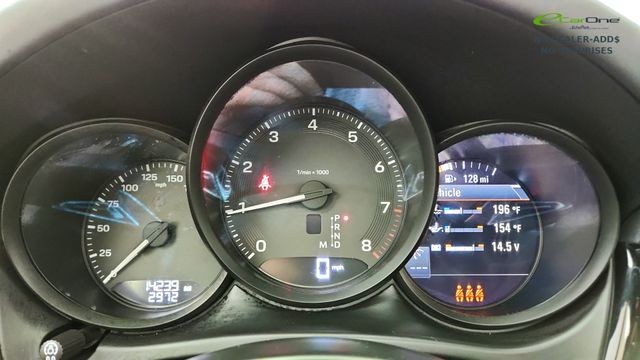 2024 Porsche Macan Base AWD