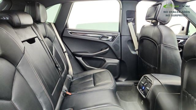 2024 Porsche Macan Base AWD