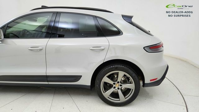 2024 Porsche Macan Base AWD