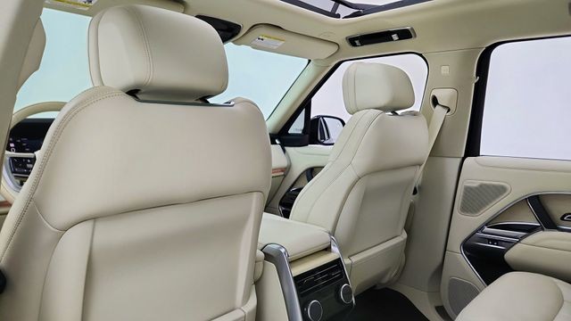 2024 Land Rover Range Rover SE AWD