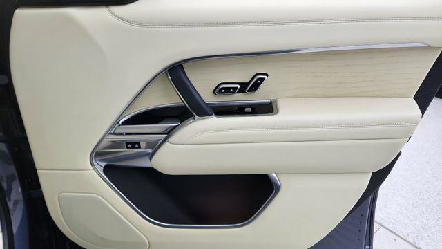 2024 Land Rover Range Rover SE AWD