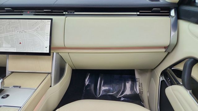 2024 Land Rover Range Rover SE AWD