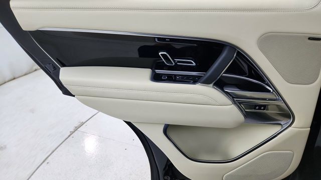 2023 Land Rover Range Rover SE AWD