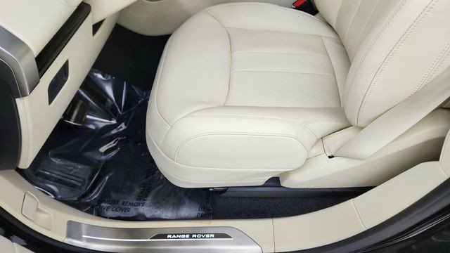 2023 Land Rover Range Rover SE AWD